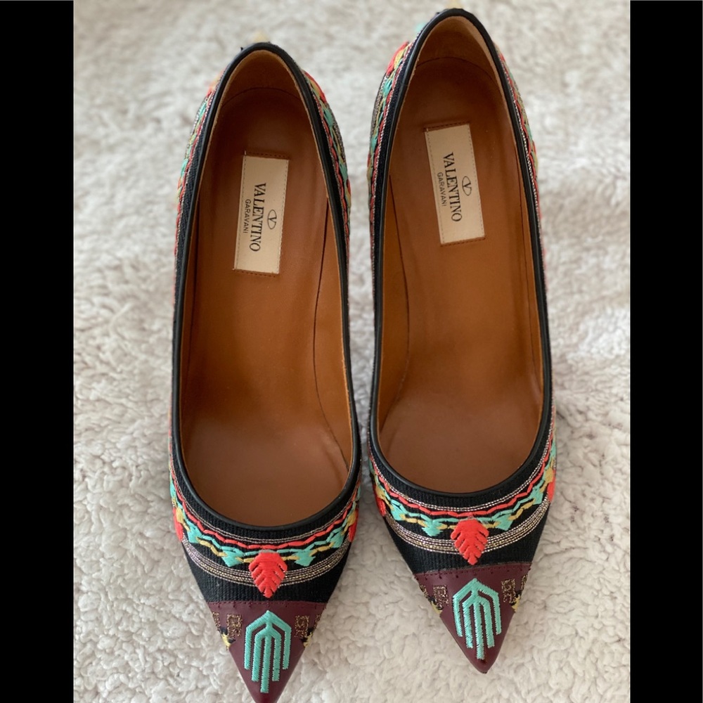Valentino pumps